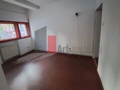 Cismigiu, urgent, parter cu intrare din strada, liber, negociabil